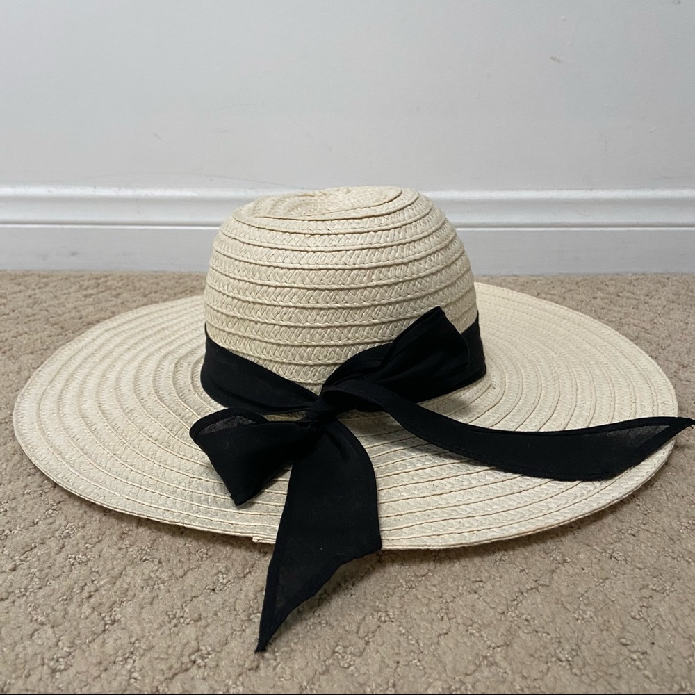 ASOS Womens Cream Wide-Brimmed Paper Straw Floppy Hat with Black Bow